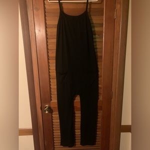 SHEIN women’s jumper sz medium, NWOT, drop crotch, has pockets